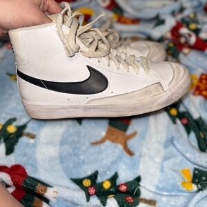 women’s nike blazers